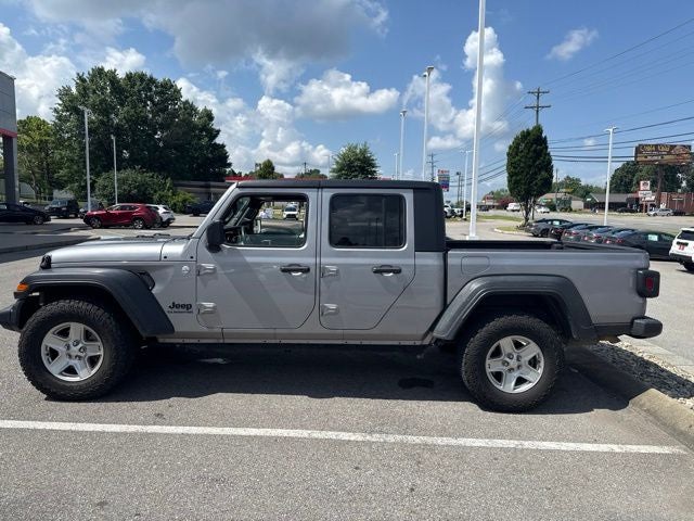 2020 Jeep Gladiator Sport S's photo