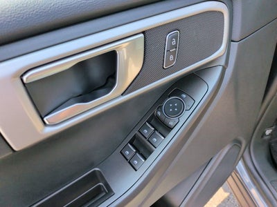 2023 Ford Explorer Base