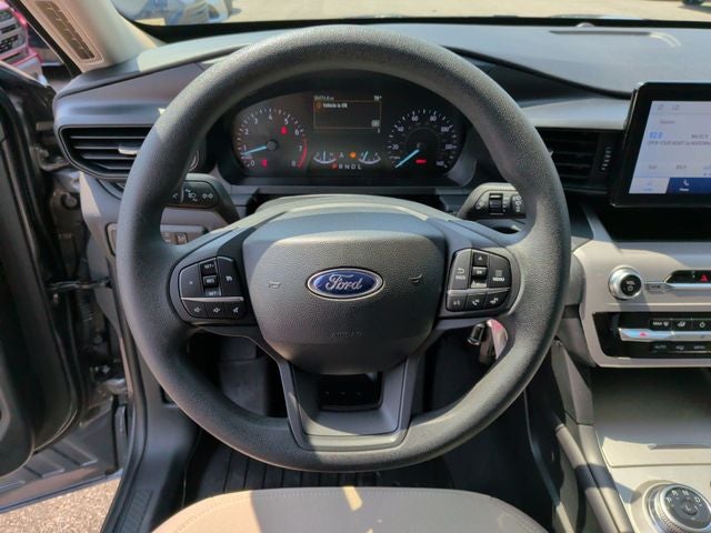 2023 Ford Explorer Base