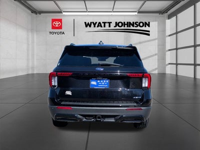 2025 Ford Explorer ST-Line