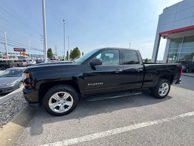 2018 Chevrolet Silverado 1500 Custom