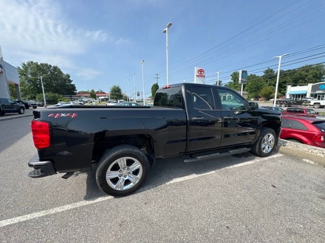 2018 Chevrolet Silverado 1500 Custom