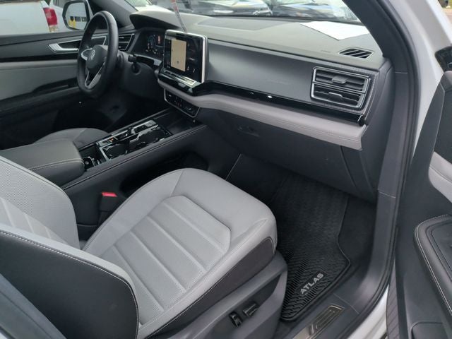2024 Volkswagen Atlas Cross Sport 2.0T SEL R-Line