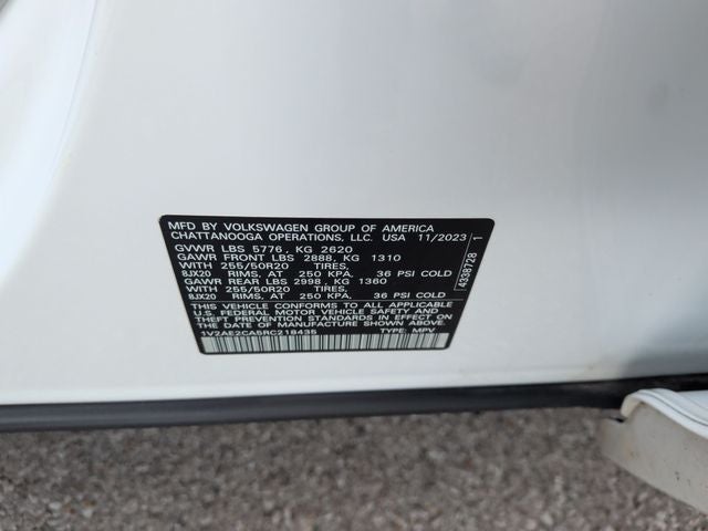 2024 Volkswagen Atlas Cross Sport 2.0T SEL R-Line