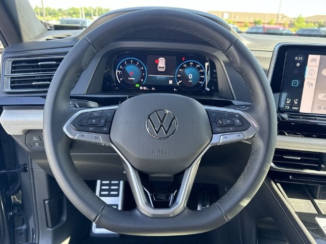 2024 Volkswagen Atlas Cross Sport 2.0T SEL Premium R-Line
