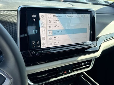 2024 Volkswagen Atlas Cross Sport 2.0T SEL Premium R-Line