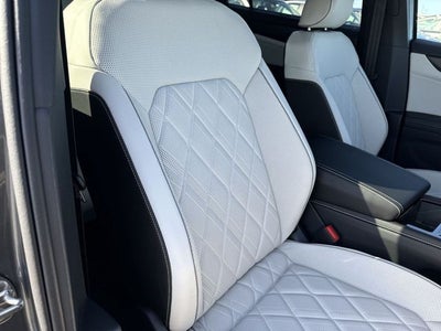 2024 Volkswagen Atlas Cross Sport 2.0T SEL Premium R-Line