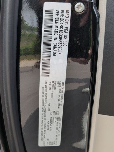 2023 Chrysler Pacifica Touring L