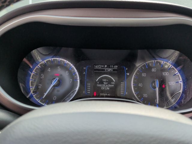 2024 Chrysler Voyager LX