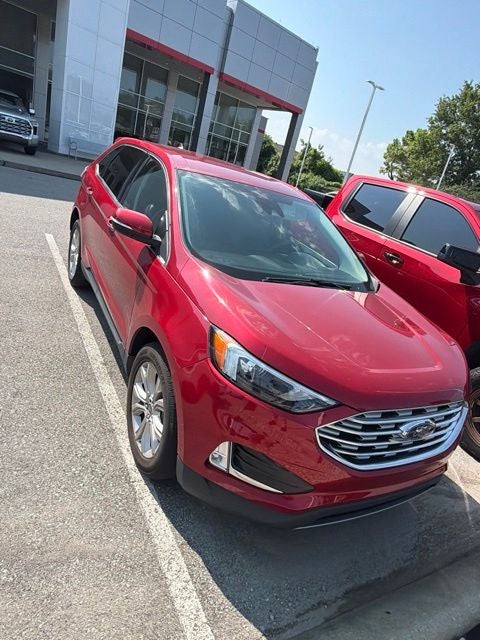 2022 Ford Edge Titanium