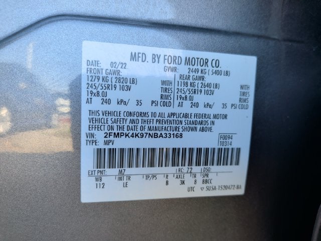 2022 Ford Edge Titanium