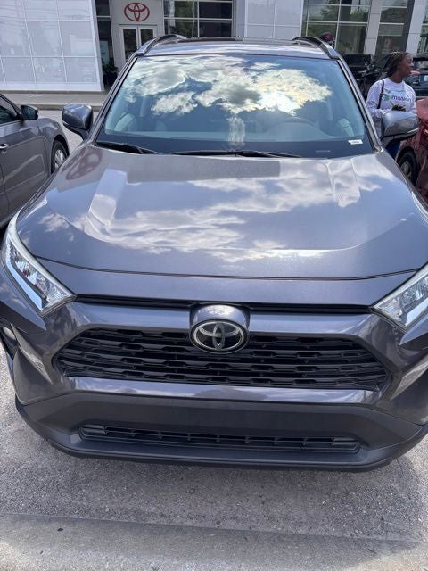 2020 Toyota RAV4 XLE