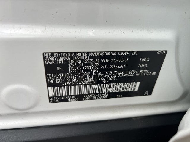 2025 Toyota RAV4 XLE