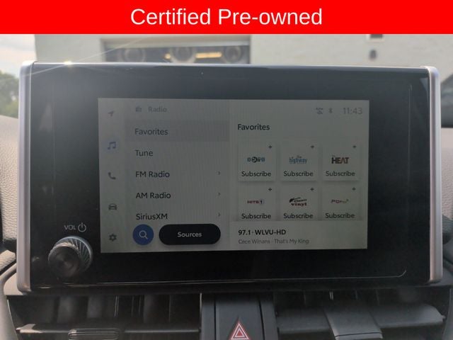 2025 Toyota RAV4 XLE