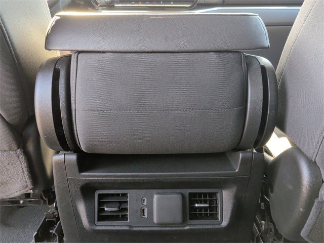 2025 Chevrolet Silverado 1500 LT LT1