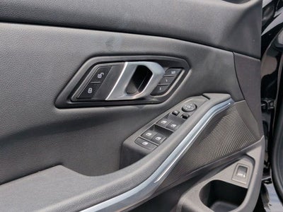 2025 BMW 3 Series 330i xDrive