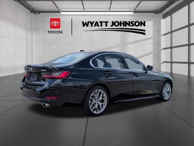 2025 BMW 3 Series 330i xDrive