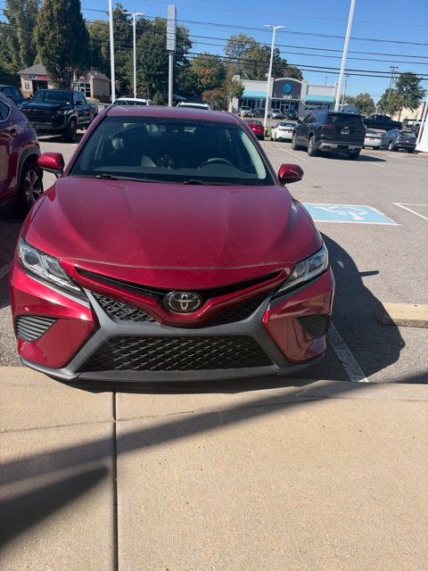 2018 Toyota Camry SE