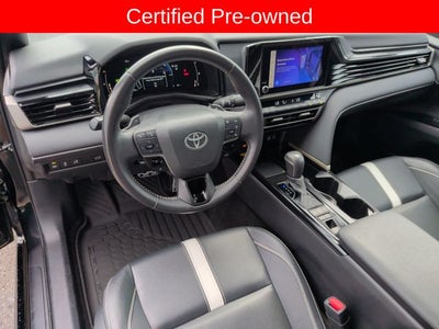 2025 Toyota Camry SE