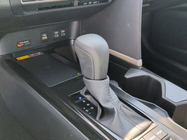 2025 Toyota Camry LE - Photo 21