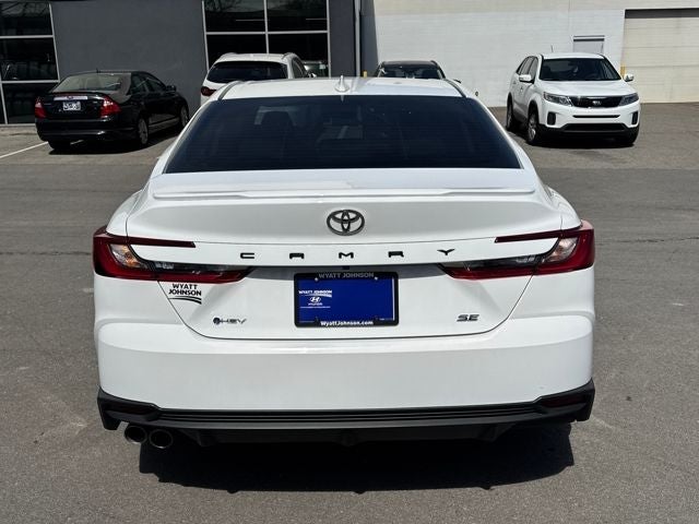 2025 Toyota Camry SE