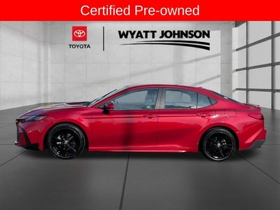 2025 Toyota Camry SE