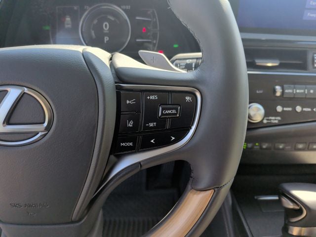 2024 Lexus ES 300h Ultra Luxury