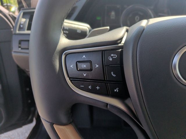 2024 Lexus ES 300h Ultra Luxury
