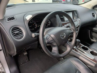 2014 Nissan Pathfinder SL