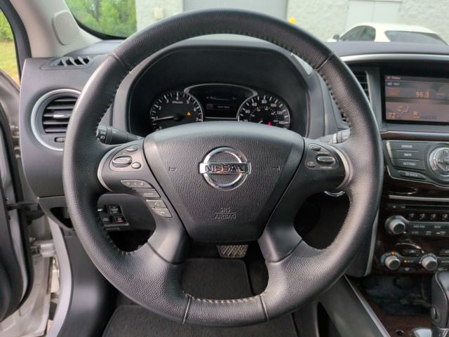 2014 Nissan Pathfinder SL