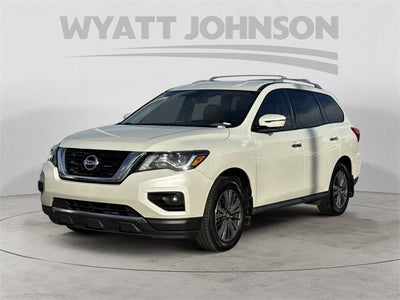 2020 Nissan Pathfinder SL