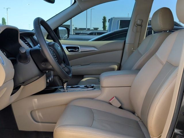 2017 Nissan Pathfinder SL