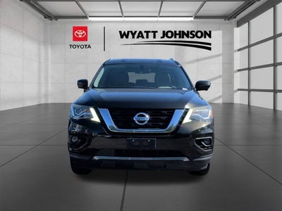 2017 Nissan Pathfinder SL