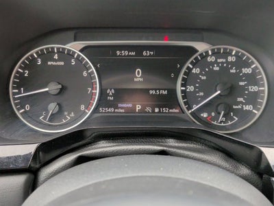 2024 Nissan Pathfinder SV