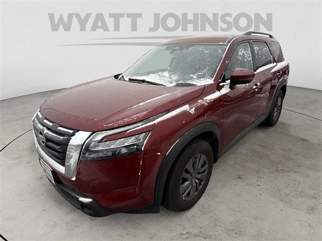 2024 Nissan Pathfinder SV