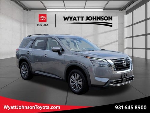 2025 Nissan Pathfinder SV
