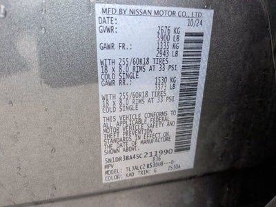 2025 Nissan Pathfinder SV