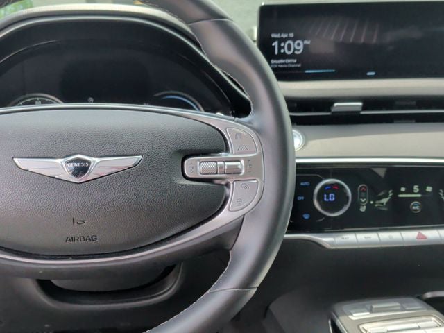 2025 Genesis GV70 2.5T
