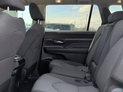 2025 Toyota Grand Highlander LE