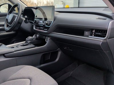 2025 Toyota Grand Highlander LE