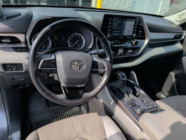 2022 Toyota Highlander Limited