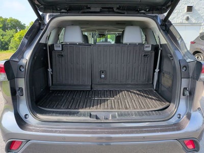 2022 Toyota Highlander Limited