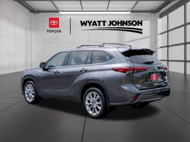 2022 Toyota Highlander Limited