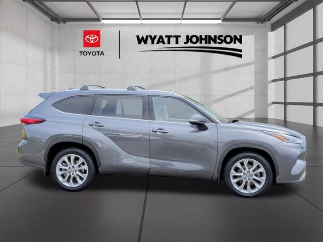 2022 Toyota Highlander Limited