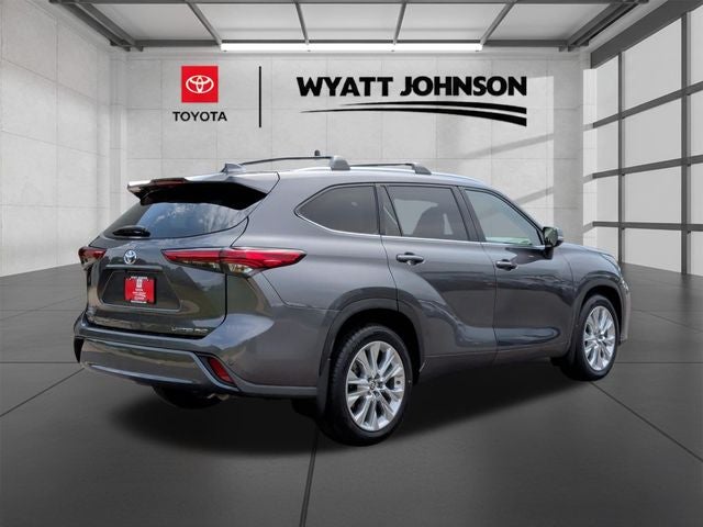 2022 Toyota Highlander Limited