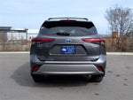 2023 Toyota Highlander Hybrid Platinum