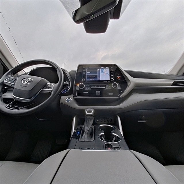 2021 Toyota Highlander Hybrid XLE