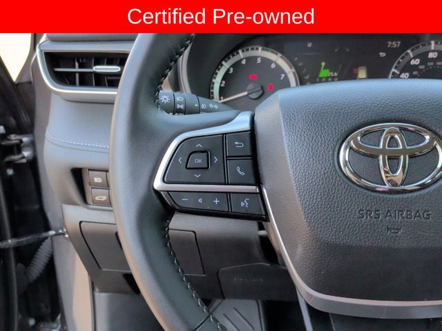 2025 Toyota Highlander LE