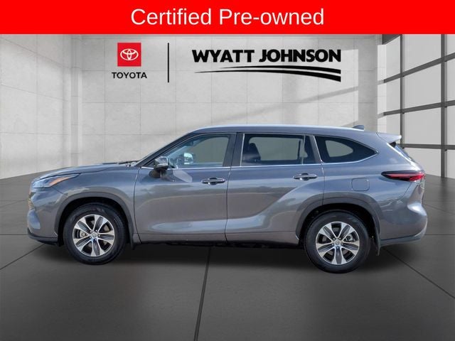 2025 Toyota Highlander XLE