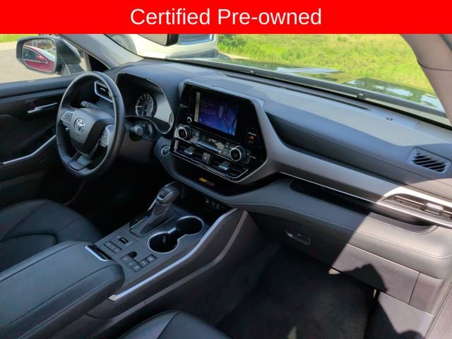 2025 Toyota Highlander XLE